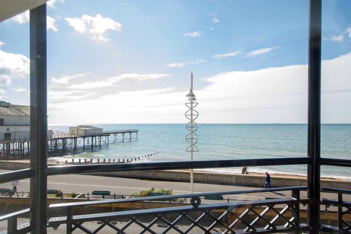 Panoramic Sea Views In Beachfront Apt W Balcony Bognor Regis Dış mekan fotoğraf
